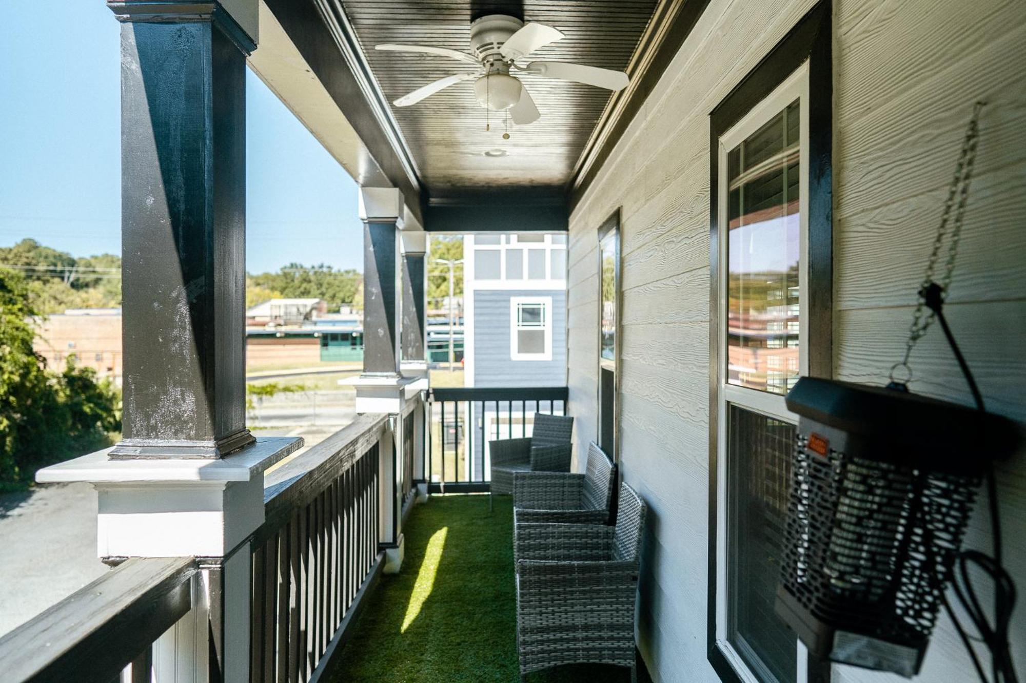 Enjoy This Mini-Mansion Near Downtown And The Airport! Atlanta Esterno foto